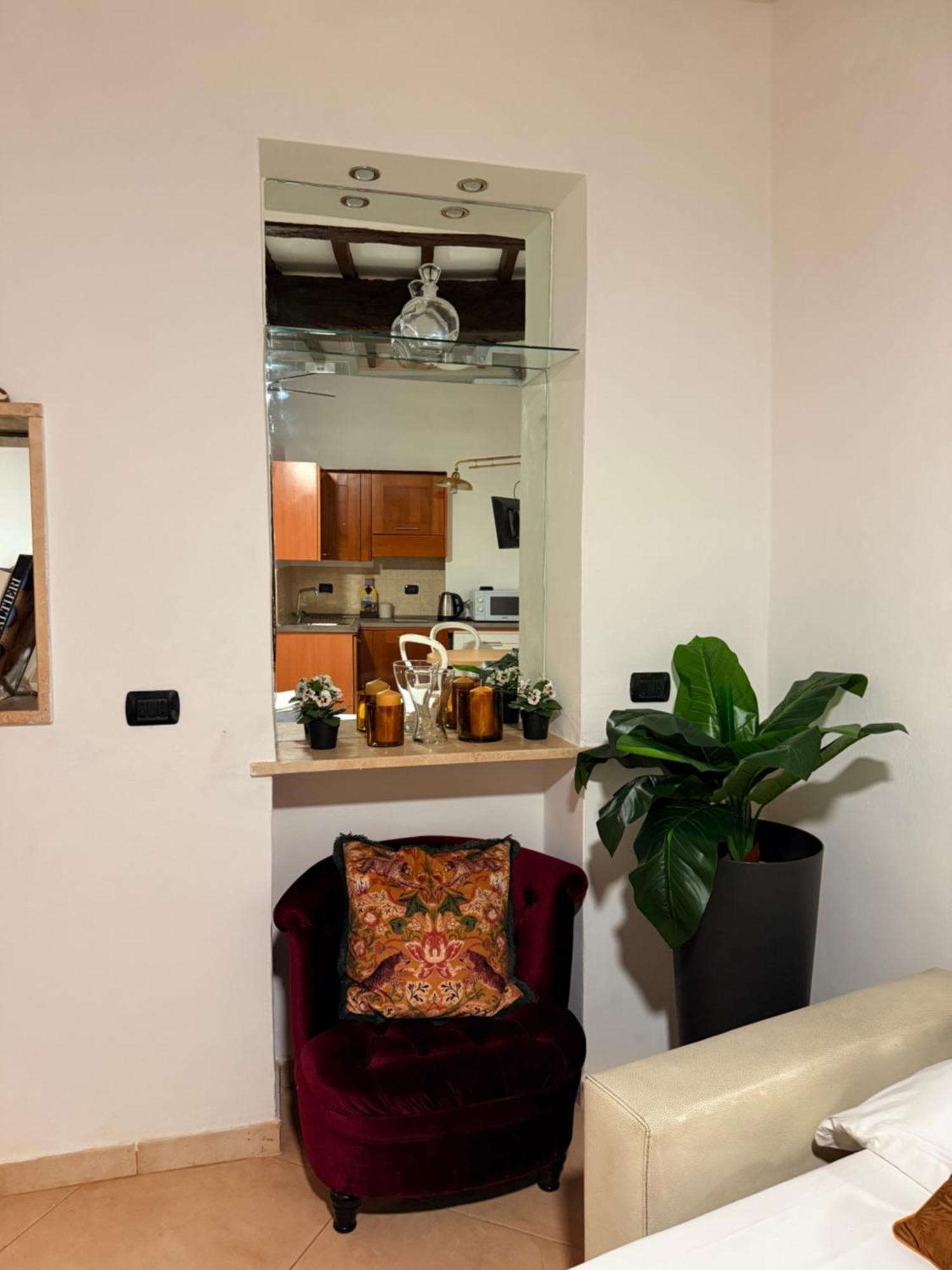 Cartari 11 Apartment